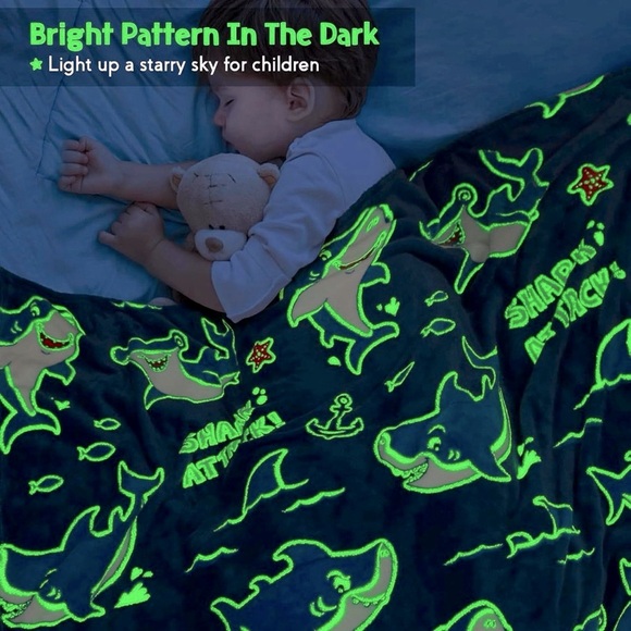 Glow in the Dark Blanket - Picture 2 of 7